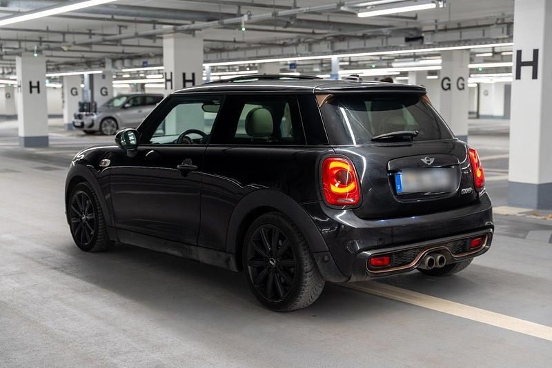 Gebraucht Mini John Cooper Works 211 PS (155 kW) 2014 Schwarz Kleinwagen