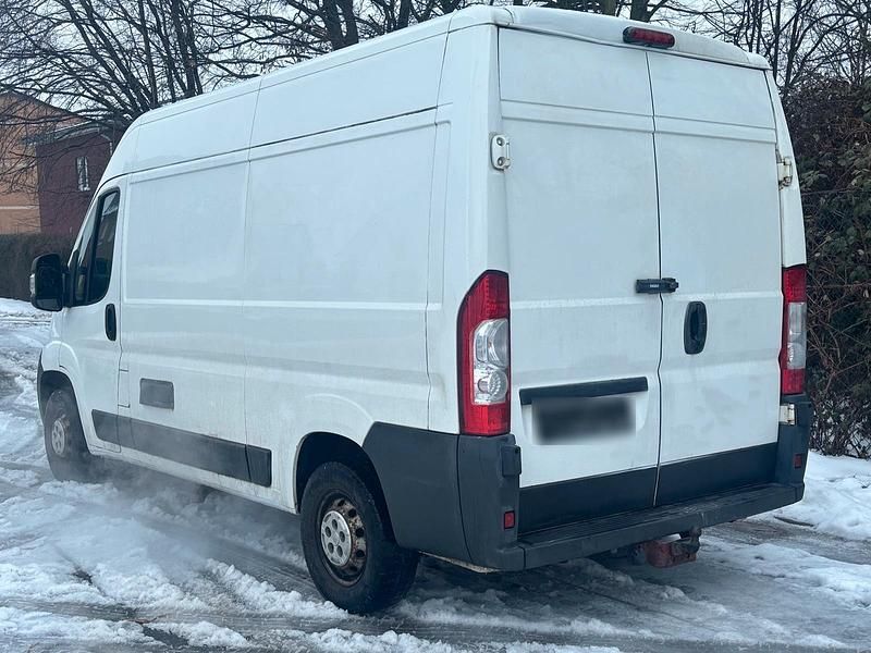 Gebraucht Fiat Ducato 130 PS (95 kW) 2013 Weiß Van