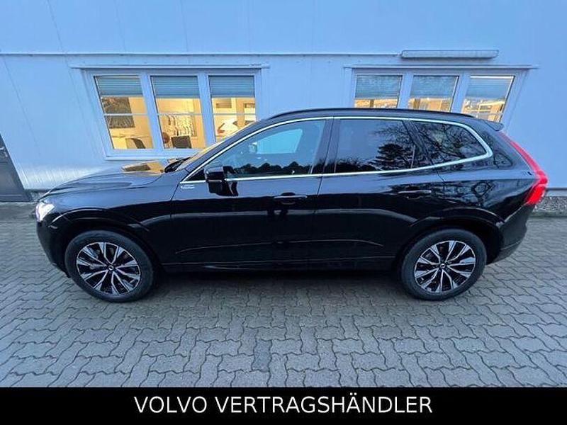 Schwarz Gebraucht 2022 Volvo XC60 Core SUV | 32.890 € (Fairer Preis) - Bild 1/4