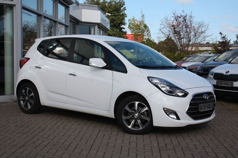Weiß Gebraucht 2019 Hyundai ix20 Van / Kleinbus | 15.950 € (Etwas zu teuer) - Bild 1/4
