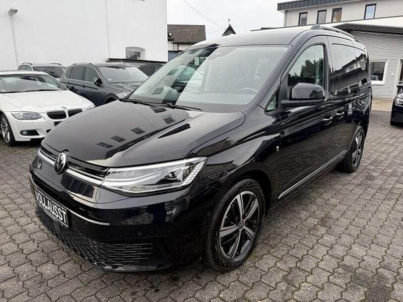 Gebraucht VW Caddy Style 122 PS (89 kW) 2022 Schwarz Van / Kleinbus