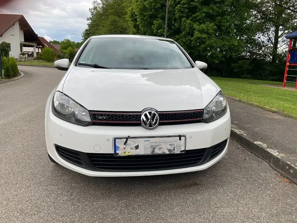 Gebraucht VW Golf VI Comfortline 122 PS (89 kW) 2009 Weiß Kleinwagen
