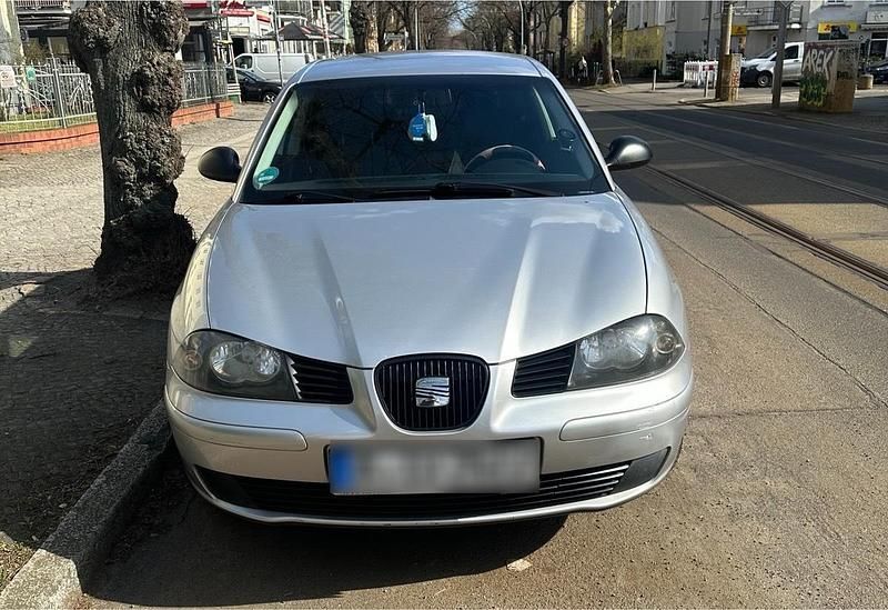 Gebraucht Seat Ibiza 2004 Silber Kleinwagen
