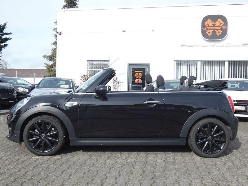 Gebraucht Mini One Cabriolet 102 PS (75 kW) 2019 Schwarz Cabrio