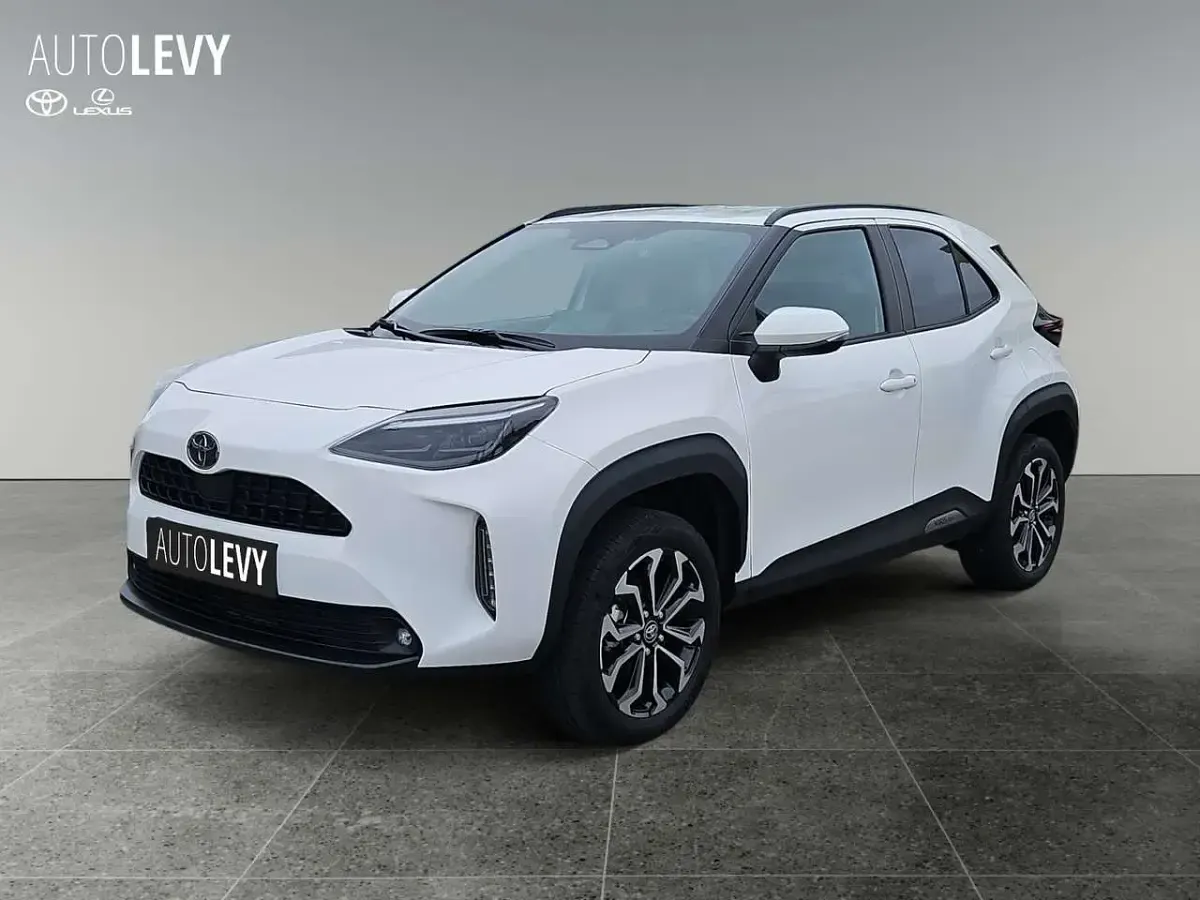 Gebraucht Toyota Yaris Cross Style 116 PS (85 kW) 2025 Weiß SUV