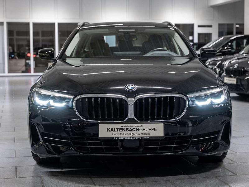 Gebraucht BMW 530e 292 PS (214 kW) 2022 Schwarz Kombi