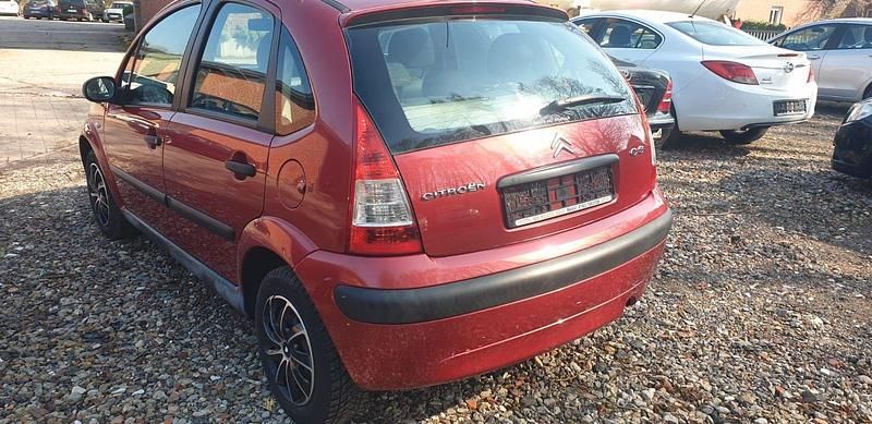Usata Citroën C3 Advance 60 CV (44 kW) 2006 Rosso Utilitaria