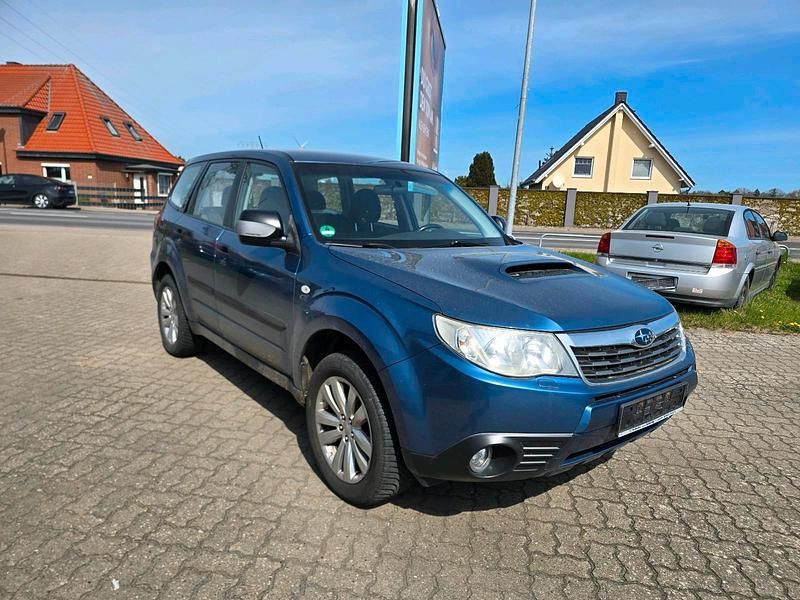 Second-hand Subaru Forester 147 CP (108 kW) 2010 Albastru SUV