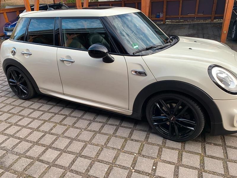Gebraucht Mini Cooper S 192 PS (141 kW) 2016 Weiß Kleinwagen