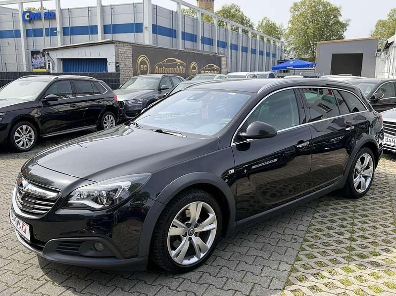 Gebraucht Opel Insignia Basis 170 PS (125 kW) 2016 Graphitschwarz/carbon flash/ Kombi