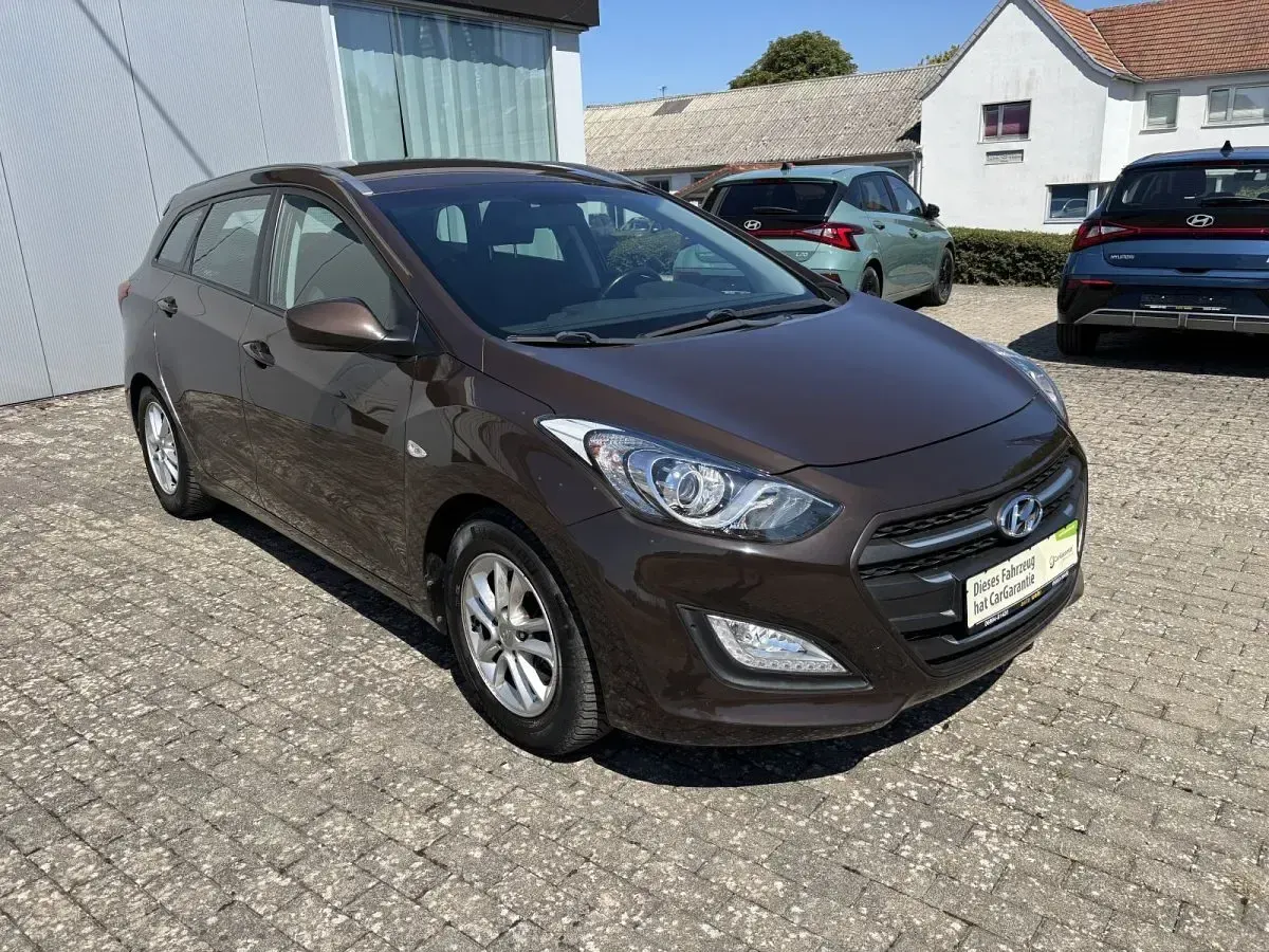 Gebraucht Hyundai i30 Trend 135 PS (99 kW) 2016 Kombi