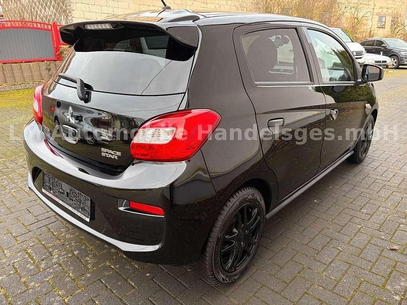 Gebraucht Mitsubishi Space Star Edition 80 PS (58 kW) 2018 Schwarz Kleinwagen