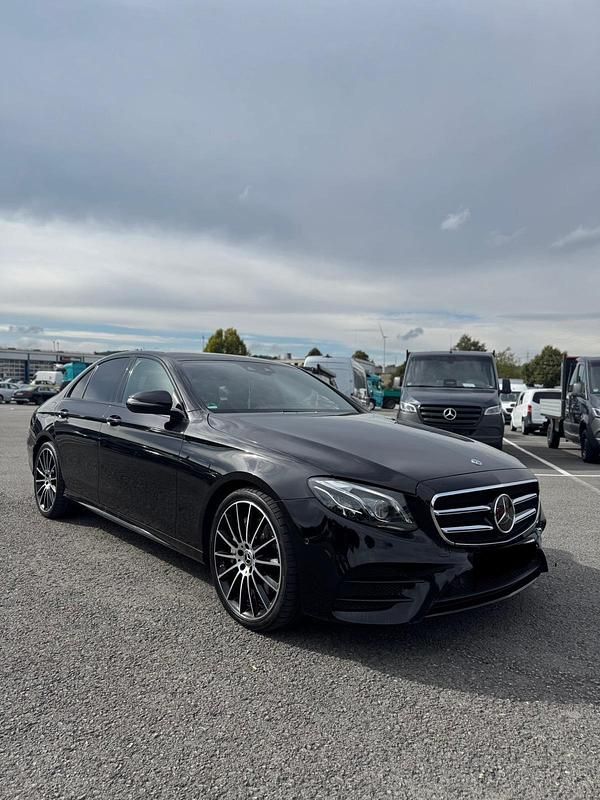 Gebraucht Mercedes E400 AMG 340 PS (250 kW) 2018 Schwarz Limousine
