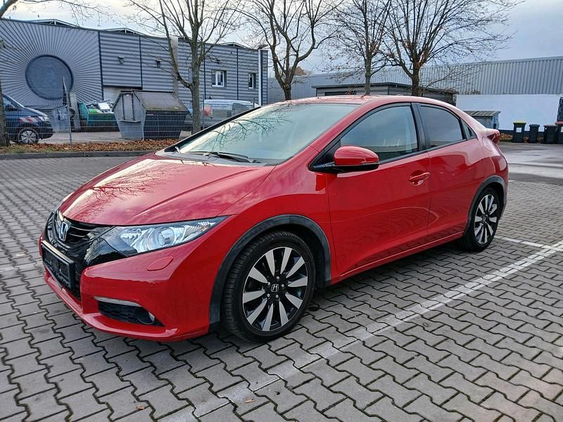 Rot Gebraucht 2014 Honda Civic Limousine | 6.800 € (Superpreis) - Bild 1/4