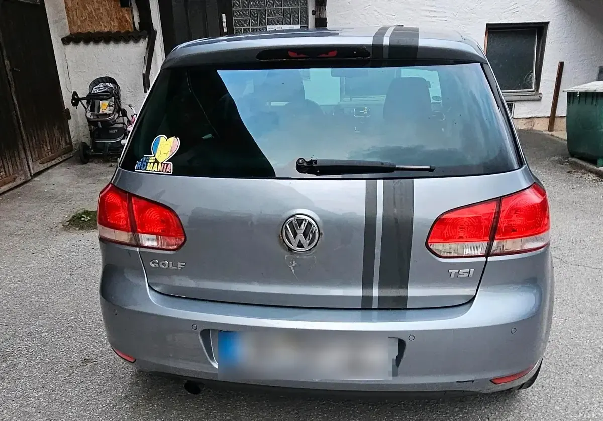 Gebraucht VW Golf VI 105 PS (77 kW) 2010 Kleinwagen