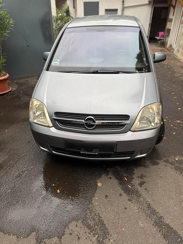 Silber Gebraucht 2004 Opel Corsa Kleinwagen | 2.850 € (Fairer Preis) - Bild 1/4