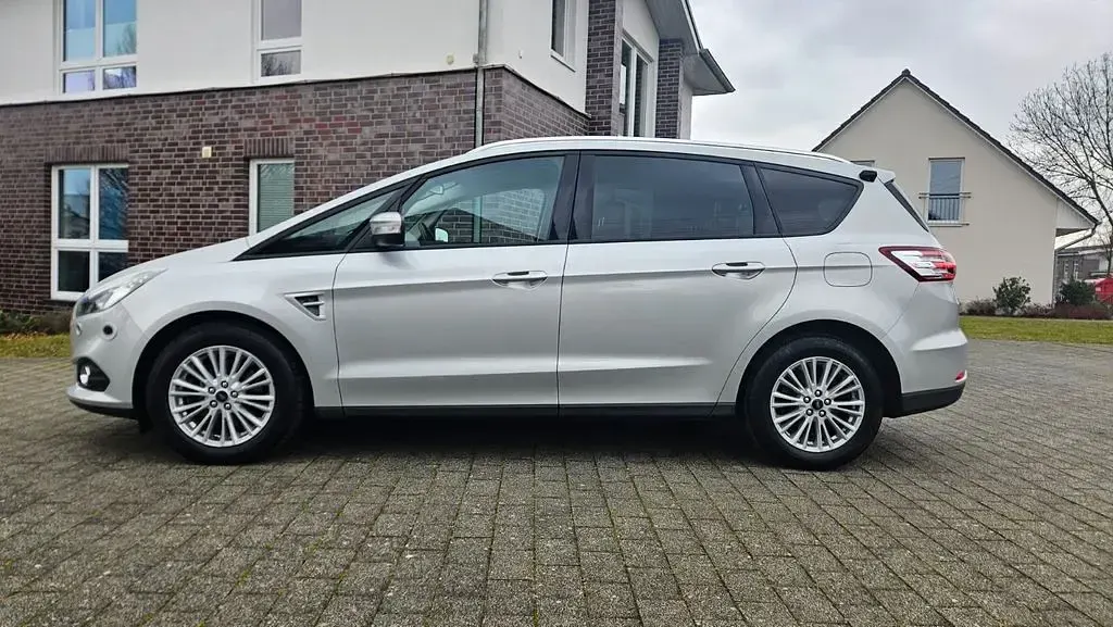 Gebraucht Ford S-MAX Trend 190 PS (139 kW) 2020 Silber Van / Kleinbus