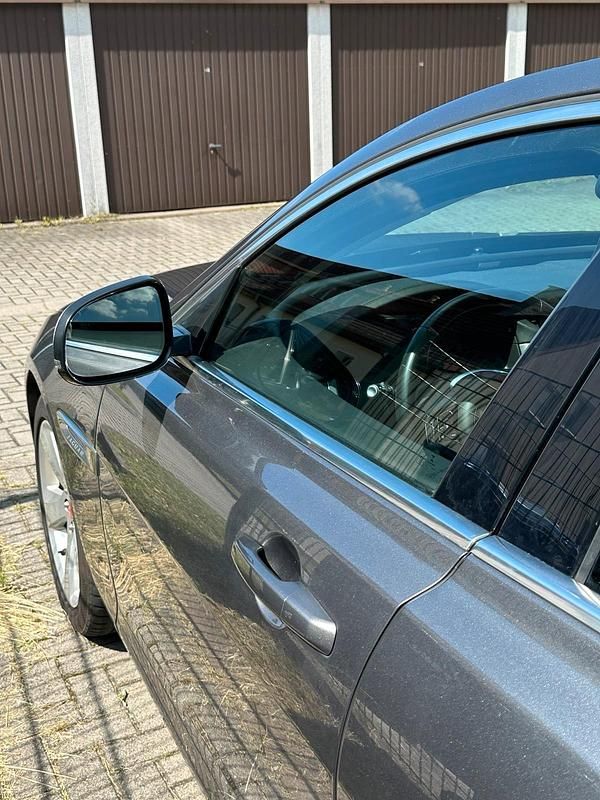 Gebraucht Jaguar XF 300 PS (220 kW) 2017 Grau Limousine