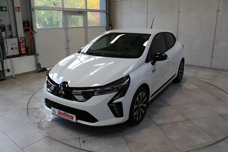 Neu Mitsubishi Colt Plus 143 PS (105 kW) 2025 Weiß Limousine