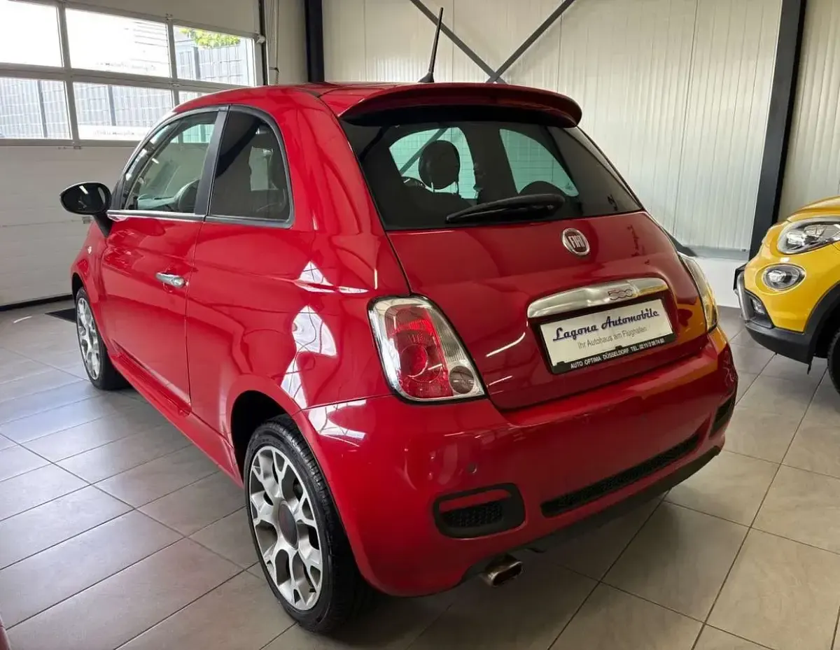 Gebraucht Fiat 500 69 PS (50 kW) 2014 Rosso corsa/sfrontato/argilla/ Kleinwagen