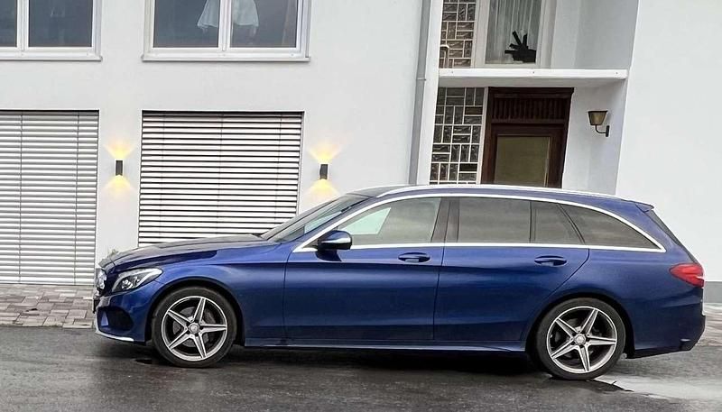 Blau Gebraucht 2015 Mercedes C220 AMG Kombi | 17.500 € (Etwas zu teuer) - Bild 1/4