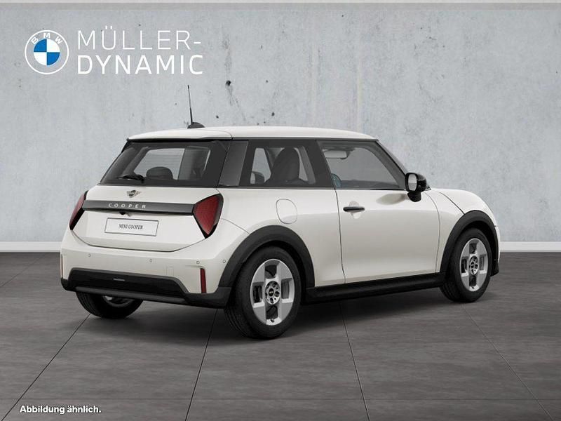 Gebraucht Mini Cooper Classic 114 kW (156 PS) 2025 Nanuq white Kleinwagen