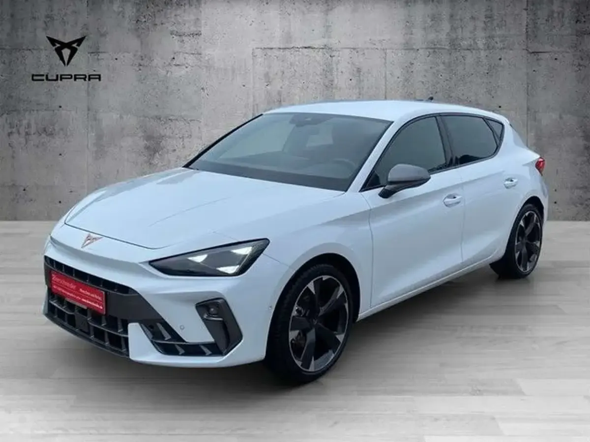 Gebraucht Cupra Leon 150 PS (110 kW) 2025 Weiß Limousine