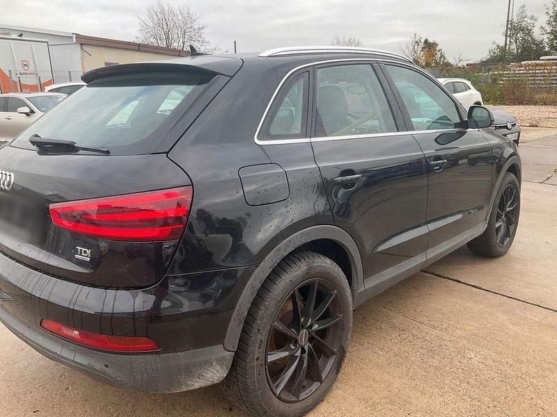 Gebraucht Audi Q3 177 PS (130 kW) 2013 Schwarz SUV