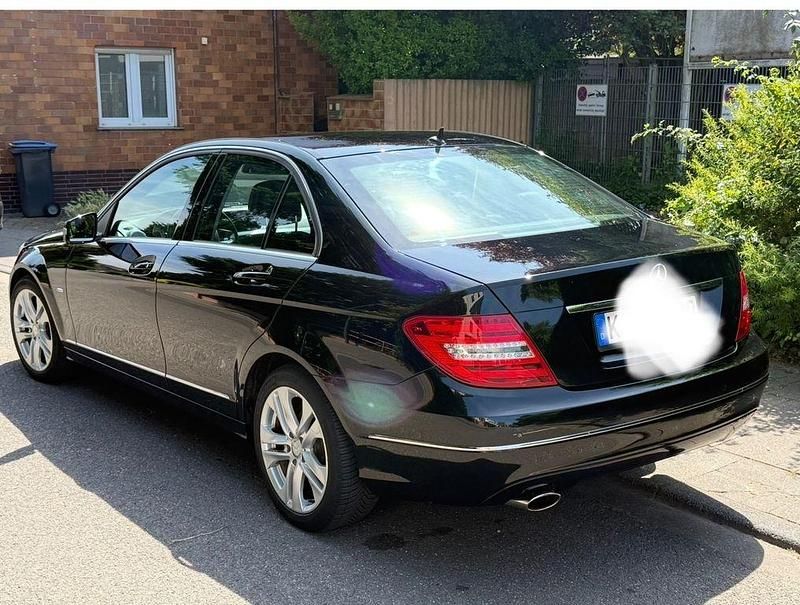 Gebraucht Mercedes 250 204 PS (150 kW) 2012 Schwarz Limousine