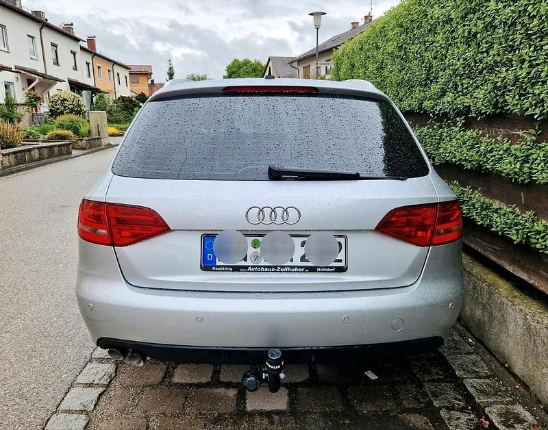 Second-hand Audi A4 143 CP (105 kW) 2009 Argintiu Break