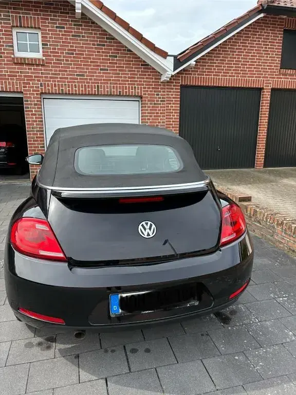 Gebraucht VW Beetle 105 PS (77 kW) 2016 Schwarz Kleinwagen