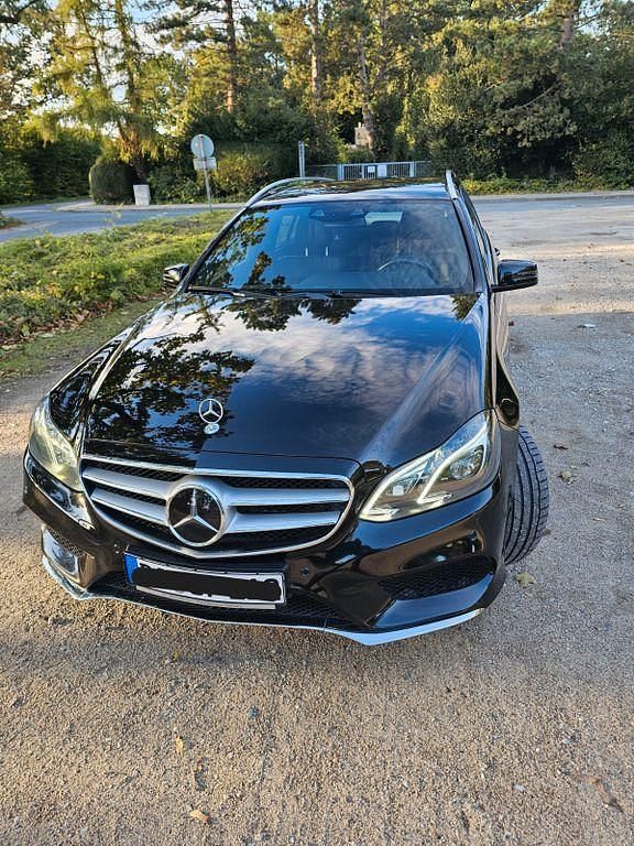 Gebraucht 2013 Mercedes E350 Avantgarde Limousine | 18.499 € (Etwas zu teuer) - Bild 1/4