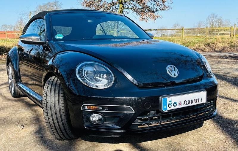 Gebraucht VW Beetle Cabriolet R-line 220 PS (161 kW) 2015 Schwarz Cabrio