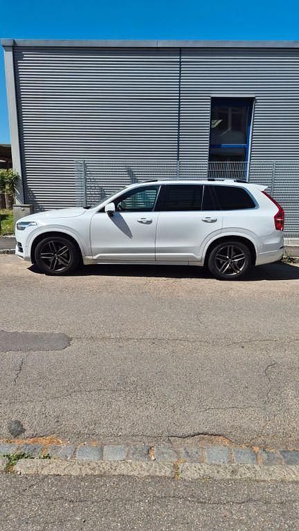 Weiß Gebraucht 2016 Volvo XC90 Momentum SUV | 25.100 € (Etwas zu teuer) - Bild 1/4