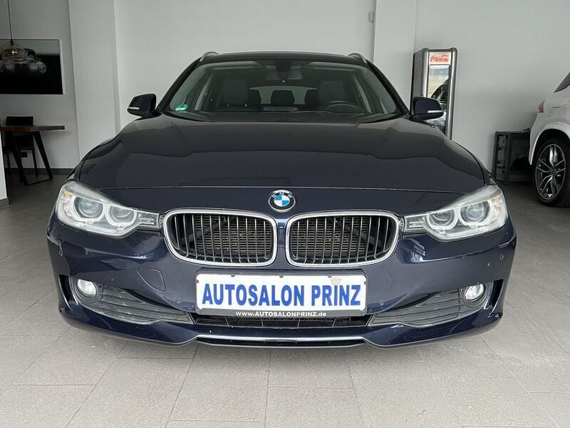Blau Gebraucht 2014 BMW 320 Limousine | 7.790 € (Guter Preis) - Bild 1/4