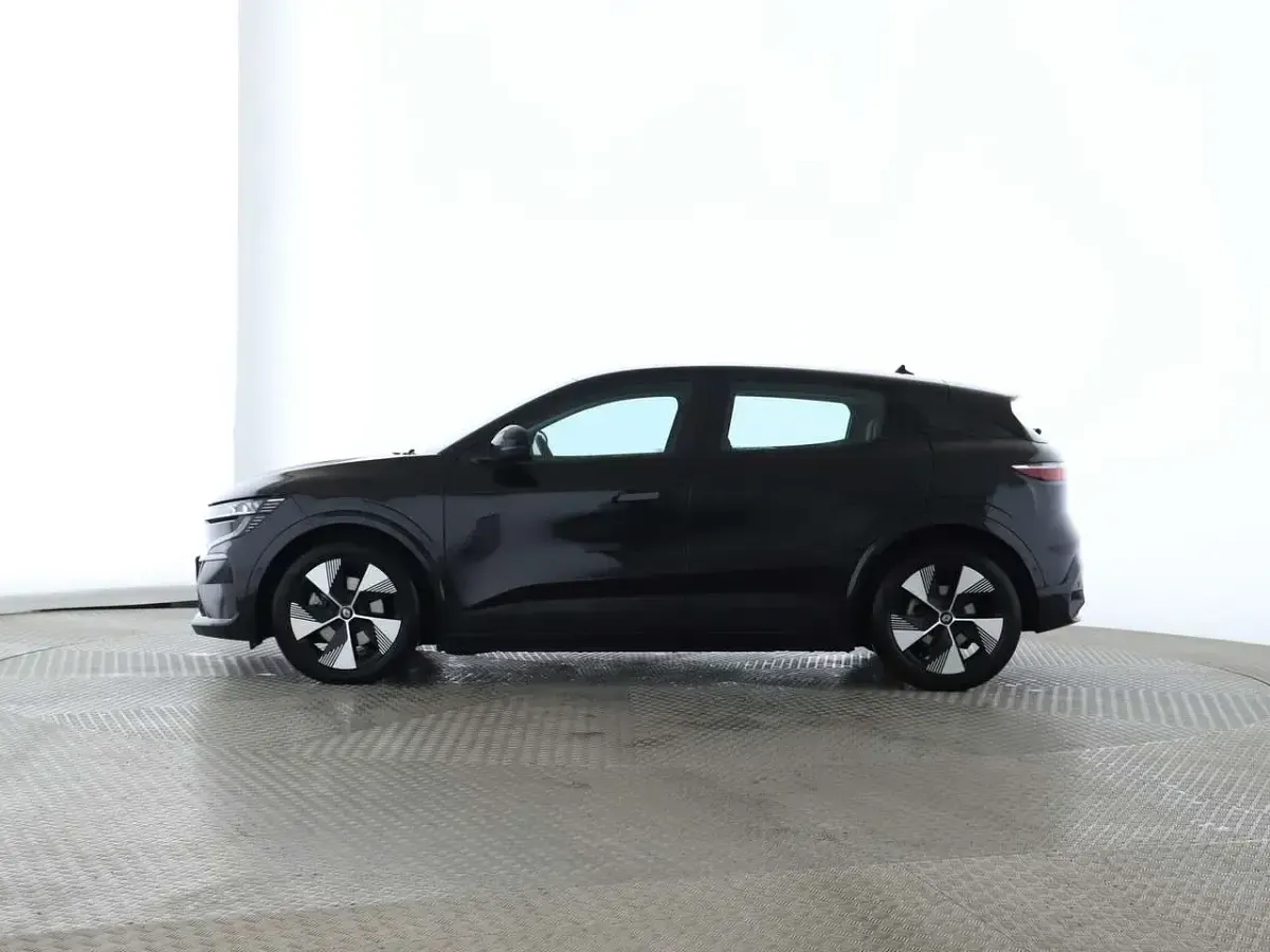Gebraucht Renault Megane E-Tech 96 kW (131 PS) 2022 Schwarz Limousine