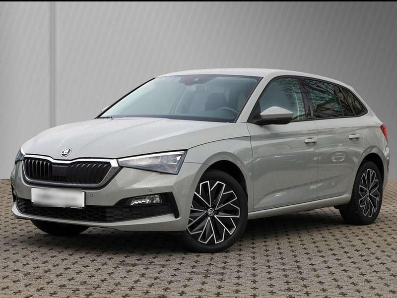Grau Gebraucht 2020 Skoda Scala Kleinwagen | 13.000 € (Guter Preis) - Bild 1/3