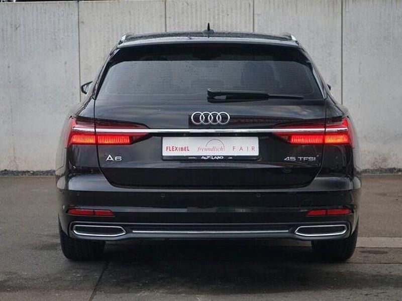 Gebraucht Audi A6 Design 265 PS (194 kW) 2022 Mythosschwarz metallic Kombi