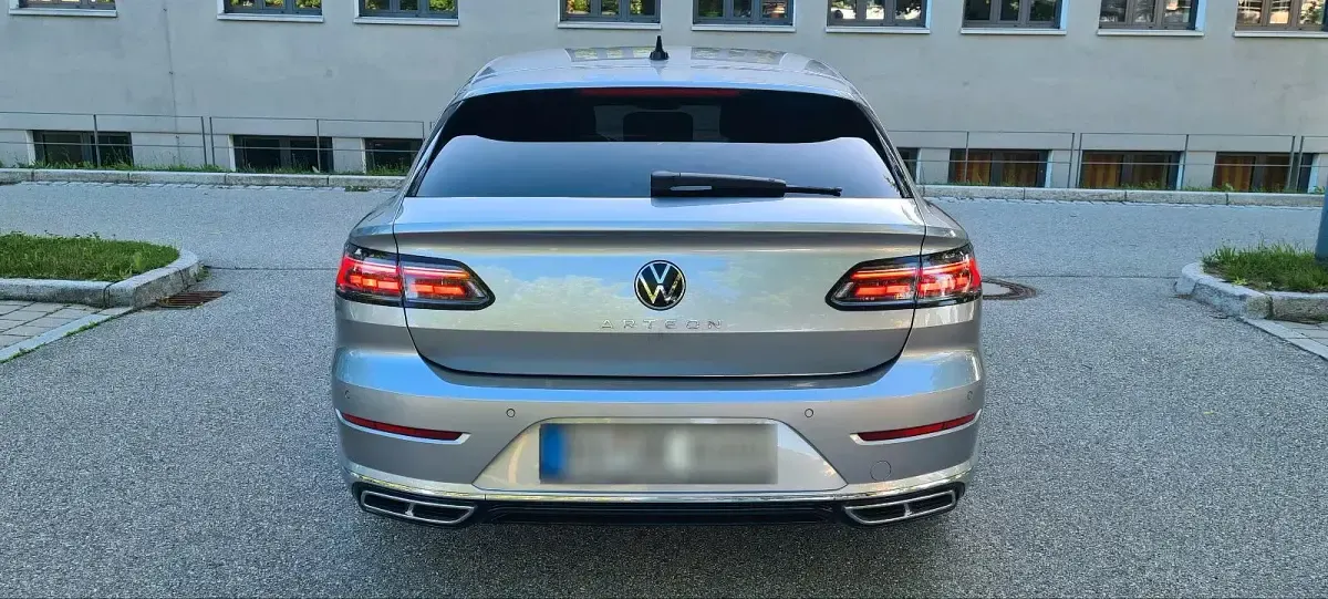 Gebraucht VW Arteon R-line 150 PS (110 kW) 2022 Silber Kombi