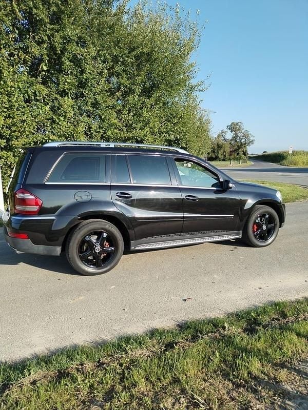 Gebraucht Mercedes GL320 224 PS (164 kW) 2009 Schwarz SUV