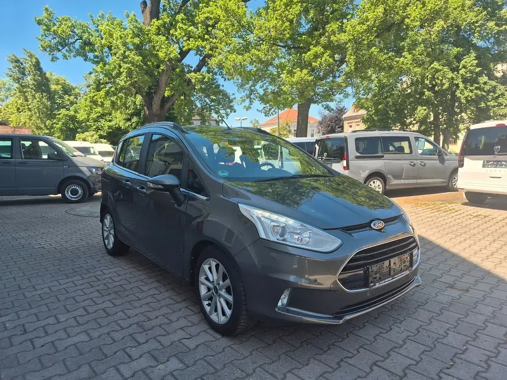 Gebraucht Ford B-MAX Titanium 125 PS (91 kW) 2017 Grau Van / Kleinbus