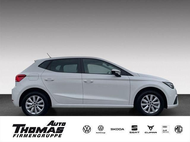 Candy weiss (metallic) Gebraucht 2024 Seat Ibiza Style Limousine | 21.460 € (Etwas zu teuer) - Bild 1/4