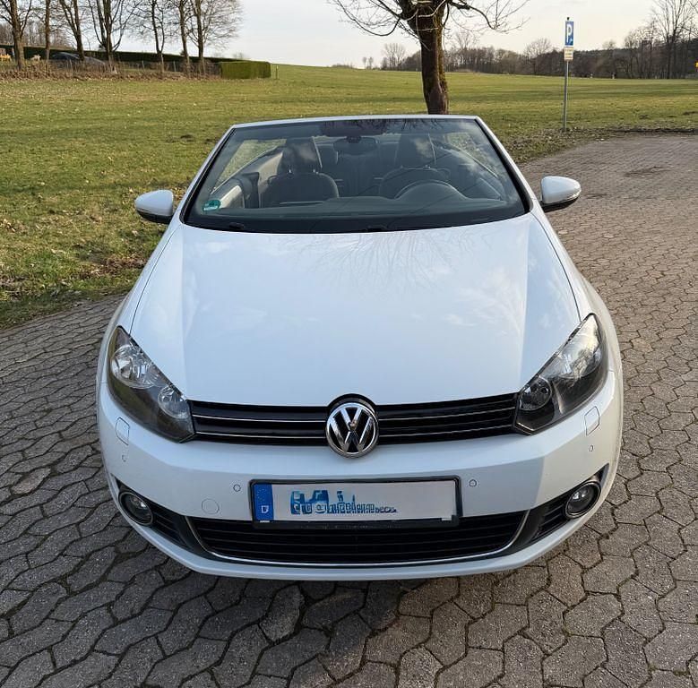 Gebraucht VW Golf Cabriolet Cup 122 PS (89 kW) 2014 Weiß Cabrio