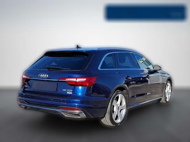 Gebraucht Audi A4 Advanced 150 PS (110 kW) 2023 Blau metallic Kombi