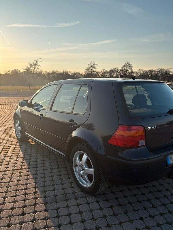 Gebraucht VW Golf IV 101 PS (74 kW) 1997 Andere farben Kleinwagen