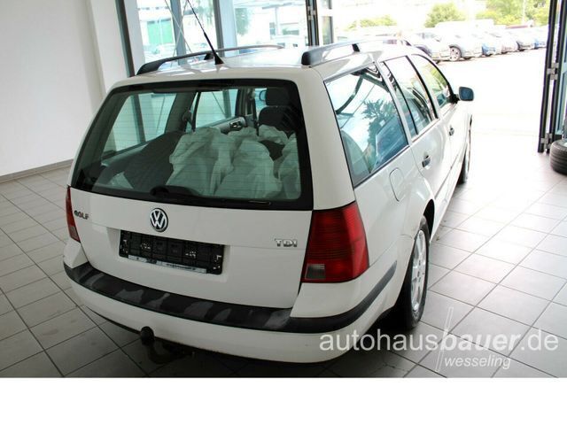 Gebraucht VW Golf IV Edition 90 PS (66 kW) 2001 Candyweiss Kombi