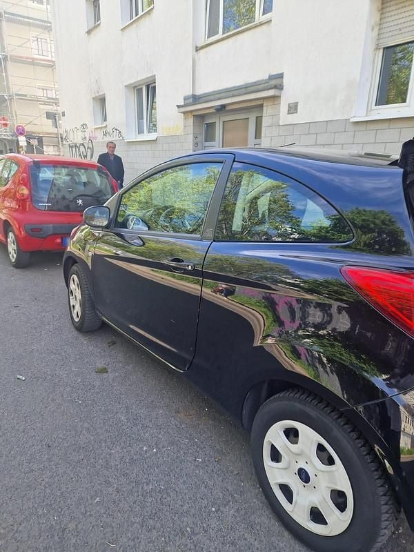Second-hand Ford Ka 69 CP (50 kW) 2009 Negru Hatchback
