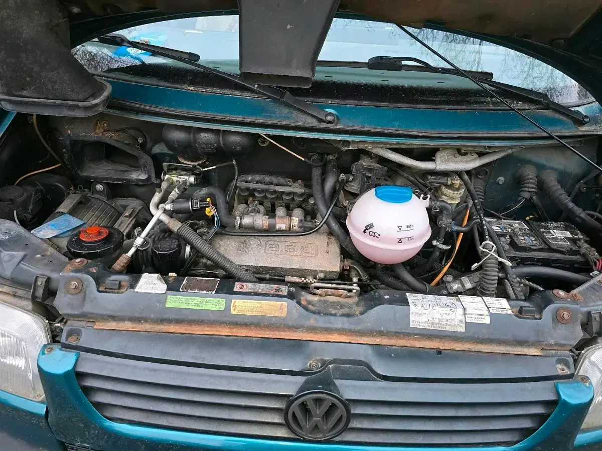 Gebraucht VW Multivan 110 PS (80 kW) 1995 Grün Van / Kleinbus