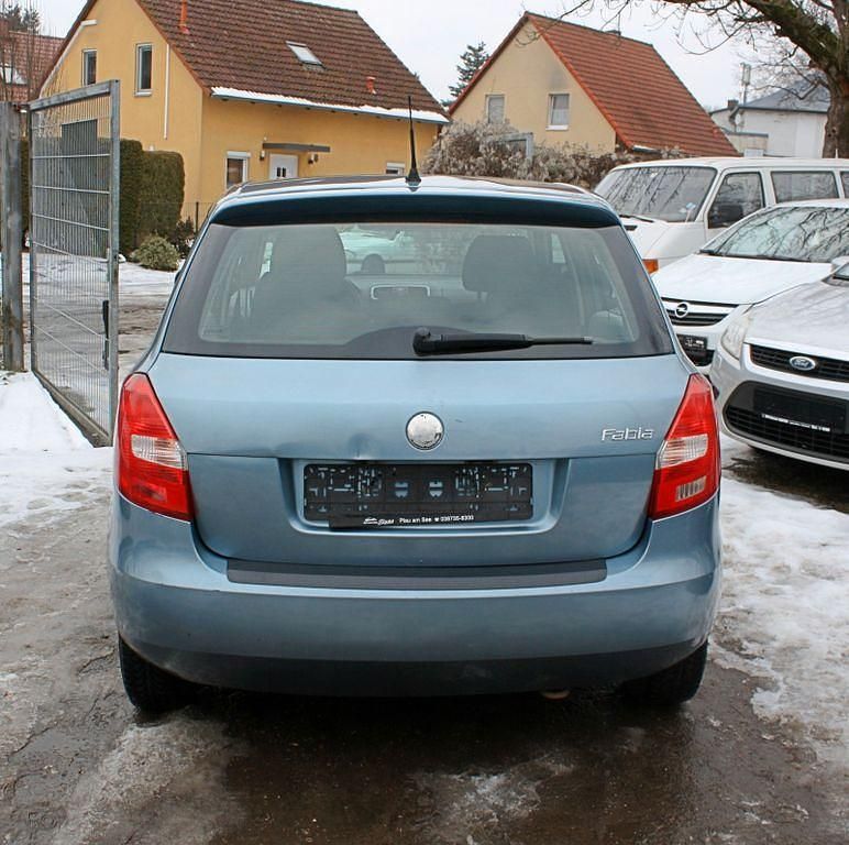 Gebraucht Skoda Fabia Ambiente 86 PS (63 kW) 2007 Grau Limousine