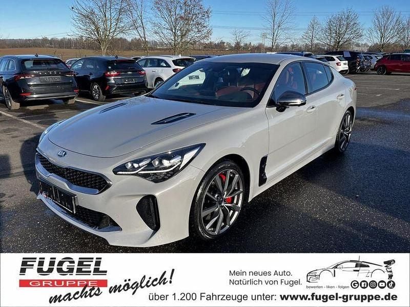 (c4s) ceramicsilber met Gebraucht 2017 Kia Stinger Kleinwagen | 26.895 € (Fairer Preis) - Bild 1/4